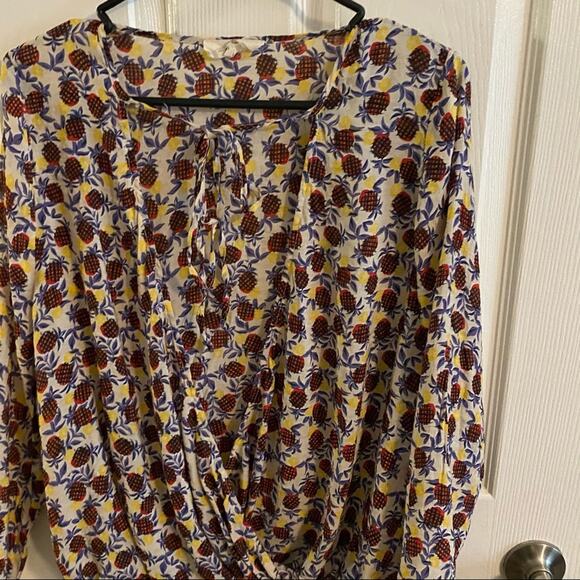 Entro Pineapple Draped Wrap Blouse Women's Size Small Rayon & Tencell Blend - Picture 4 of 9